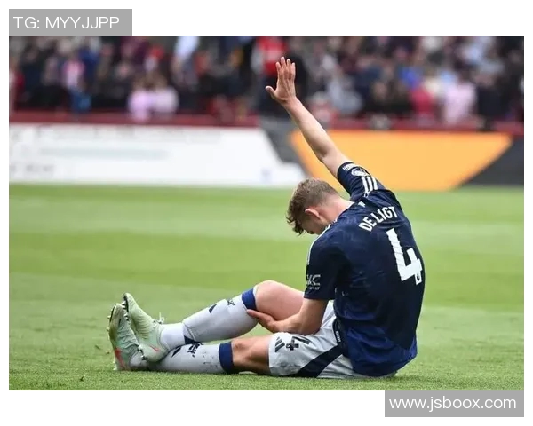 不晃头也能踢足球的球星揭秘他们的技术与专注力